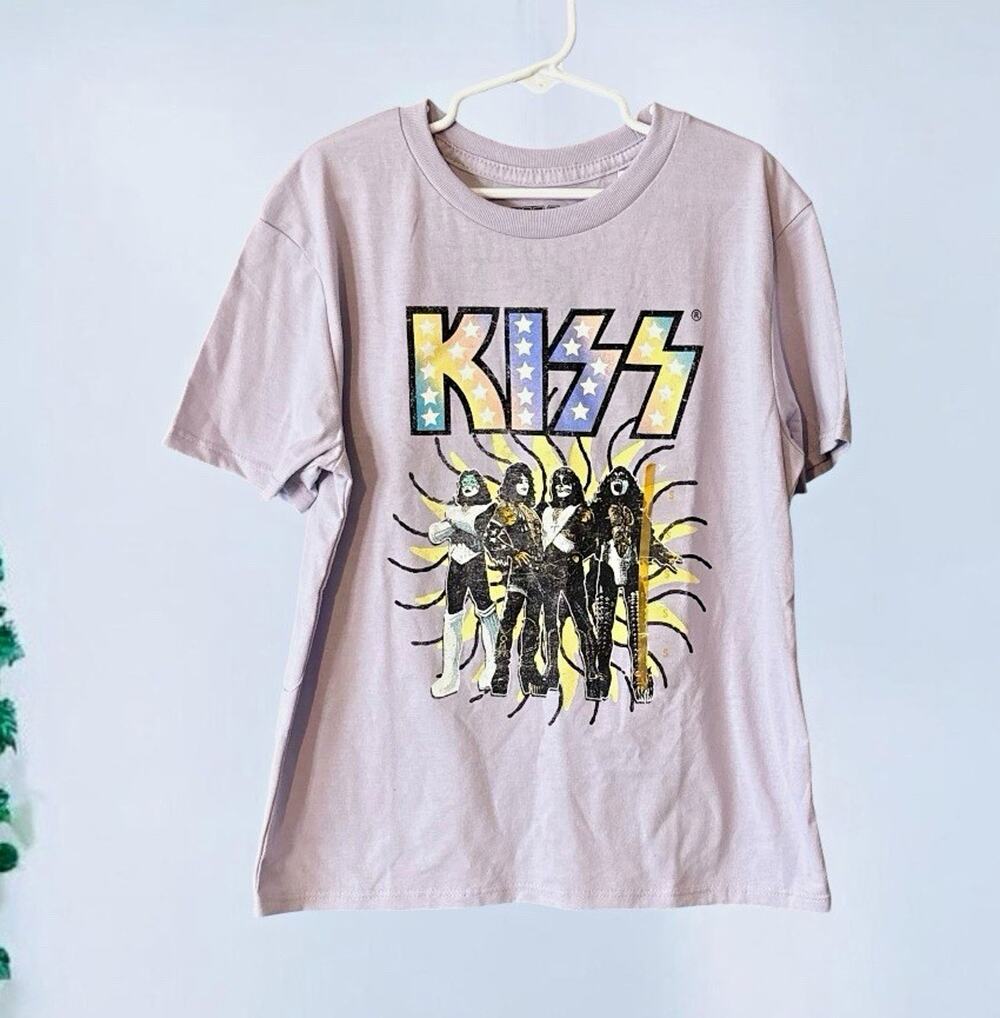 KISS Band Graphic T-Shirt Adult Small S Lilac Purple Retro Star Logo NWT